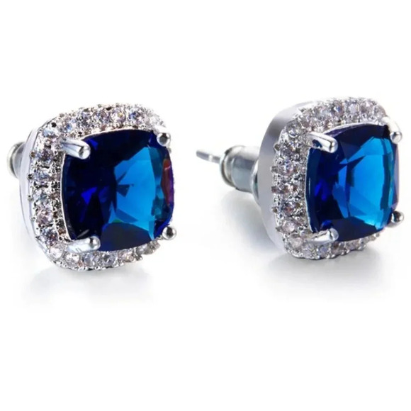 18k White Gold Sapphire Diamond Halo Earrings - Picture 4 of 5